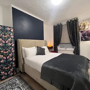 Heritage Apartment