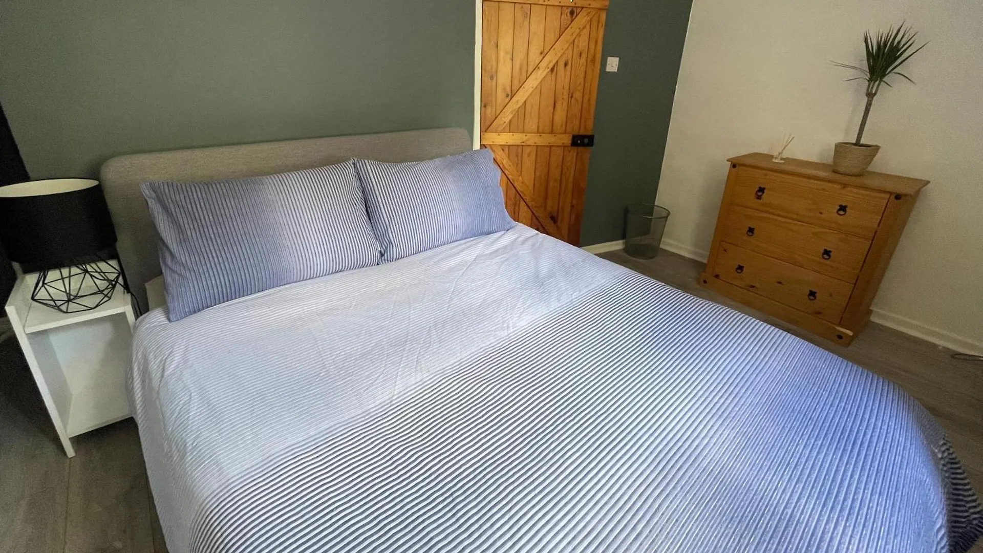 The Holts - Charming 2 Bed Cottage Cambridge  Cambridge (Cambridgeshire)
